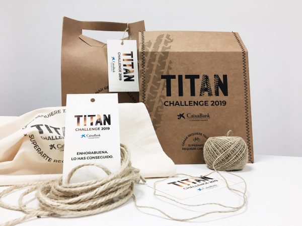 Packaging TITAN Challenge proyecto Caixabank 2019