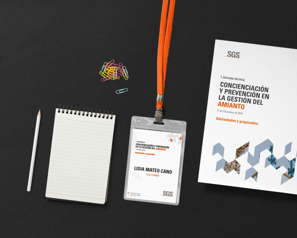 print-mockup-scene2x